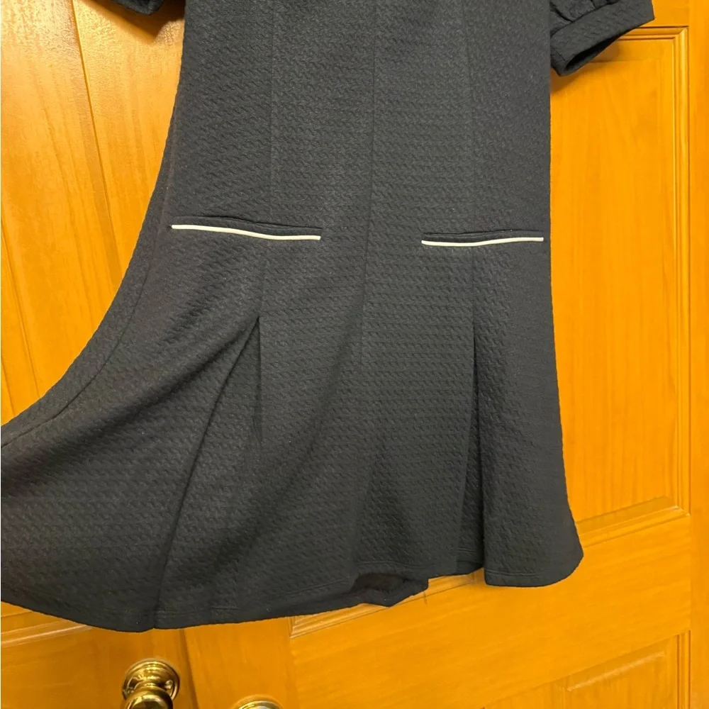 THML navyTextured Short Dress with White Piping - Picture 3 of 7